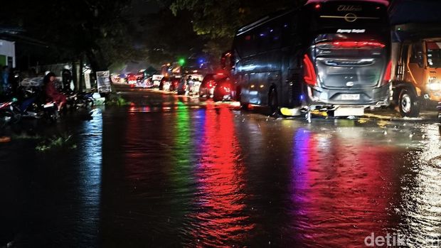 Banjir di Desa Kepuh, Kecamatan Nguter Kabupaten Sukoharjo, Senin (24/2/2025).