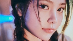 Carmen mengikuti audisi SM lewat Zoom. Dia ngaku dites nyanyi banyak lagu sebelum akhirnya jadi trainee dan menjalani pelatihan selama dua tahun. (Foto: dok. SM Entertainment)