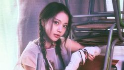 Bintang K-Pop dalam Daftar The 100 Most Beautiful Faces of 2025