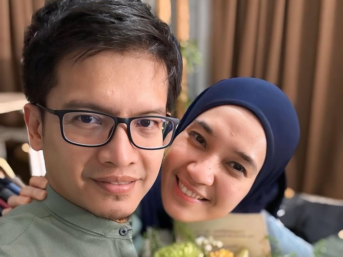 dhini aminarti