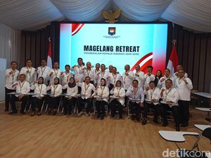 Foto Bareng Ahmad Luthfi, Ini Kepala Daerah PDIP Jateng yang Gabung Retret