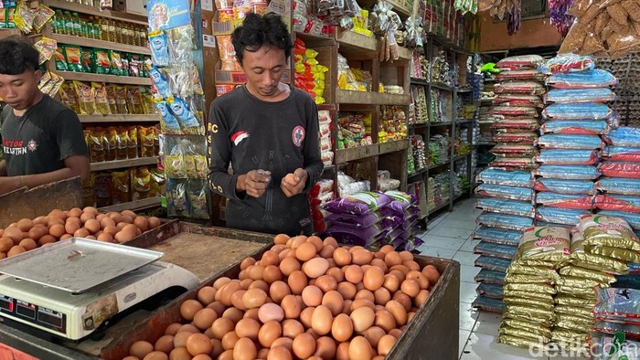 Harga Telur Ayam di Lamongan Melonjak