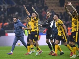 Inter Milan Geser Napoli dari Puncak Klasemen Liga Italia