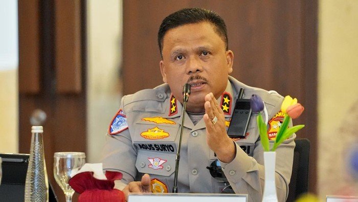 Kakorlantas Polri Irjen Agus Suryo Nugroho kembali meninjau ke daerah dalam rangka persiapan Operasi Ketupat 2025 agar berjalan aman dan lancar. (dok Korlantas Polri)