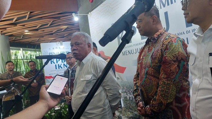 Kepala Otorita IKN Basuki Hadimuljono dalam acara Market Sounding KPBU IKN
