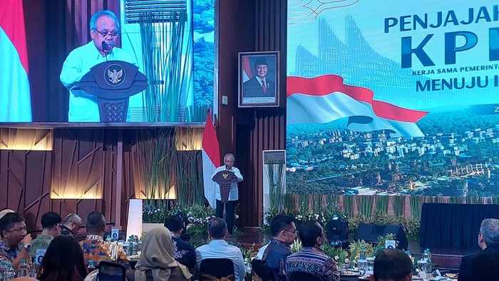 Kepala Otorita IKN Basuki Hadimuljono dalam acara Market Sounding KPBU IKN