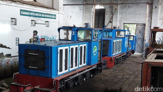 Kereta lori di PG Rajawali Sindanglaut
