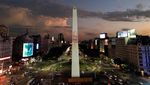Kondisi Kritis, Wajah Paus Fransiskus Tampil di Monumen Obelisk Argentina