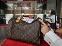 KPK Bakal Lelang Barang Mewah Rampasan Koruptor