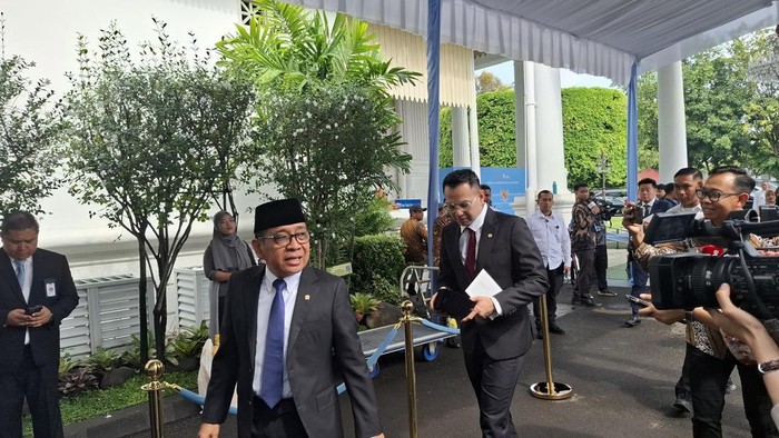 Menko PMK Pratikno (Rolando/detikcom)