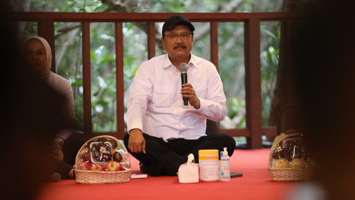 Menteri Sosial Saifullah Yusuf