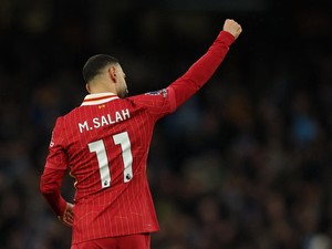 Pikiran Buruk Alan Shearer tentang Mo Salah Ternyata Tak Terbukti