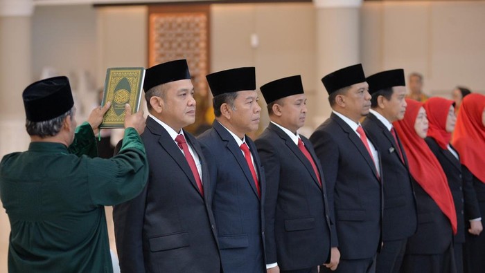 Pejabat Pemprov Sumut yang baru dilantik Wagubsu, Surya
