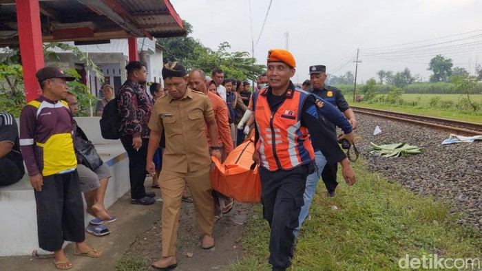 Perempuan tewas tertabrak kereta di Tulungagung