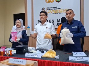Pemilik Pabrik Kosmetik Ilegal Bekasi Beli Bahan Baku dari Pasar di Jakbar