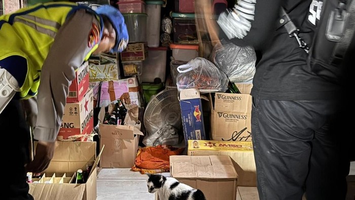 Polres Musi Banyuasin amankan ratusan botol miras dalam Operasi Pekat Musi 2025