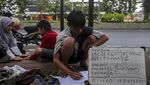 Potret Sekolah Pinggir Jalan Gratis di Serang