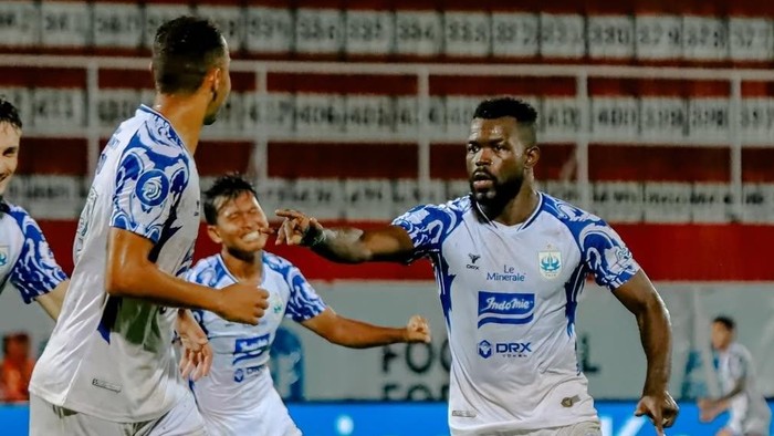 Striker PSIS, Sudi Abdallah menjadi penyelamat timnya dari kekalahan atas Arema di pekan 24 Liga 1 2024/2025.