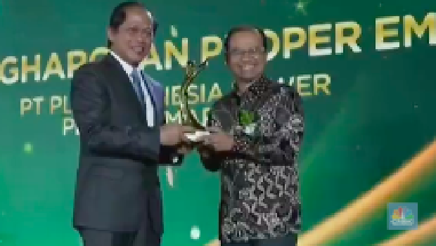 PT PLN INDONESIA POWER PLTGU SEMARANG menerima penghargaan dalam acara Anugerah Lingkungan PROPER di Jakarta, Senin (24/2/2025). (CNBC Indonesia) PT PLN INDONESIA POWER PLTGU SEMARANG menerima penghargaan dalam acara Anugerah Lingkungan PROPER di Jakarta, Senin (24/2/2025). (CNBC Indonesia)