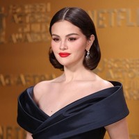 Beberapa dari orang berspekulasi bahwa aktris dan penyanyi ini mungkin menggunakan Ozempic yang dinilai sebagai obat yang disalahgunakan untuk program menurunkan berat badan. Foto: Los Angeles Times via Getty Imag/Christina House