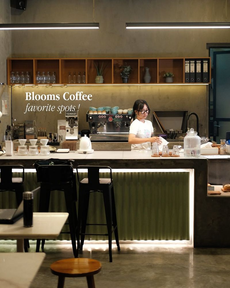slow bar di bintaro