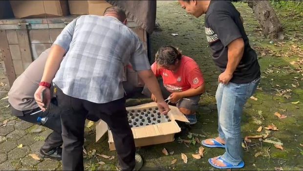truk angkut arak dihentikan di Kota Probolinggo