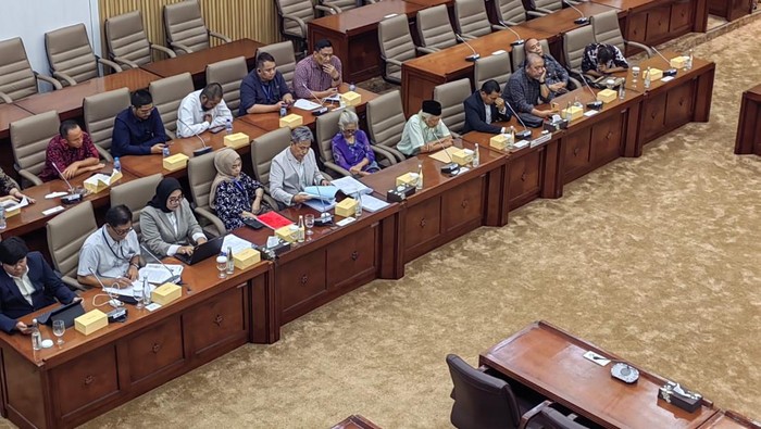 Vendor Istaka Karya Mengadu ke DPR.