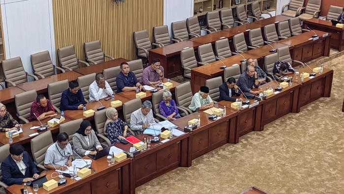 Vendor Istaka Karya Mengadu ke DPR.