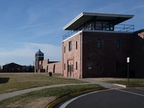 Nggak Nyangka, Penjara Brutal Disulap Jadi Kompleks Apartemen Ramai Penghuni