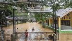 Banjir Rendam Ratusan Rumah dan Sekolah di Jambi