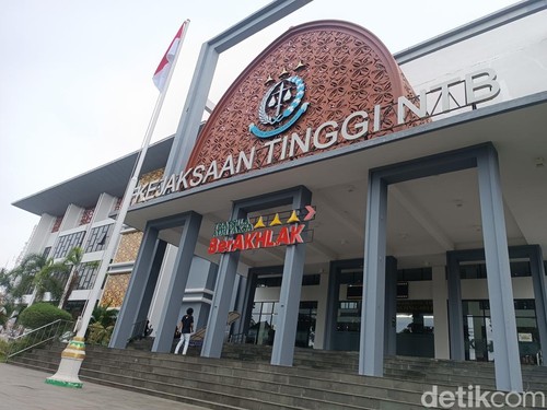 Ilustrasi - Gedung Kejaksaan Tinggi (Kejati) Nusa Tenggara Barat (NTB). (Foto: Edi Suryansyah/detikBali)