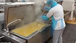 Ini Dapur Maskapai Terbaik di Dunia, Produksi 200 Ribu Makanan Sehari