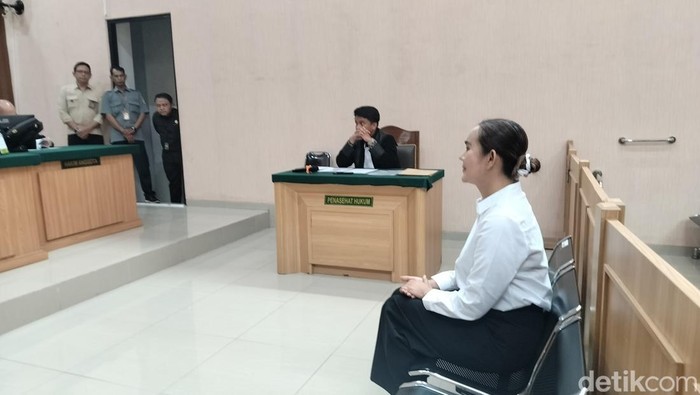 Isa Zega jalani sidang perdan di PN Kepanjen Malang