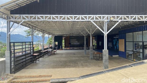 Masjid Sejuta Pemuda di Sukabumi