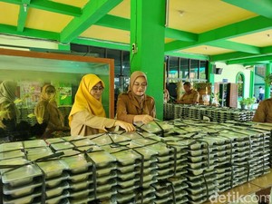Bocoran Menu MBG Saat Puasa dari Kepala BGN, Dikemas di Kantong Ramah Lingkungan