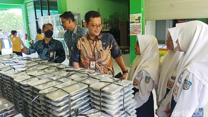 Ombudsman Jatim pantau MBG di Surabaya