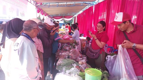 Pasar murah di Gor) Kebo Iwa, Gianyar. (Dok. Pemkab Gianyar)