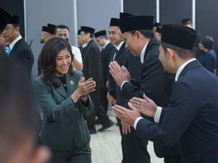 Menkomdigi Meutya Hafid melantik pejabat baru di Kementerian Komdigi.