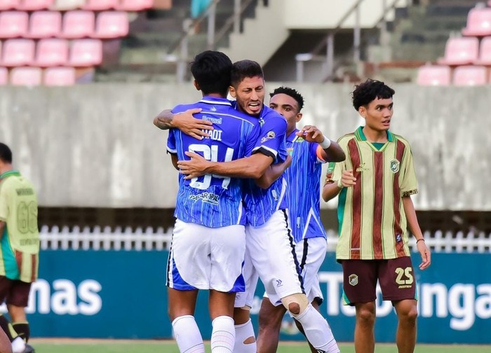 Persibo vs Persewar