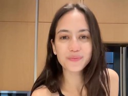 7 Foto Terbaru Pevita Pearce Tanpa Makeup, Cantik & Glowing Bikin Salfok