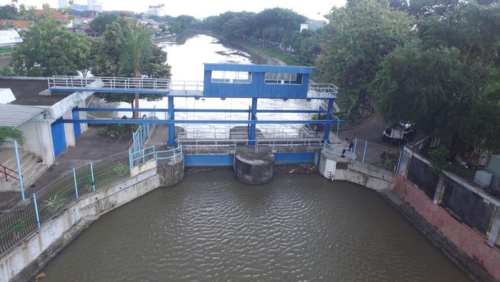 Pintu Air Jagir menggunakan sistem IoT