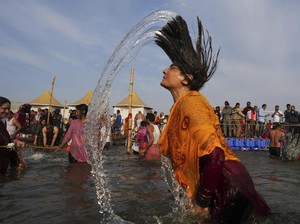 Kumbh Mela Berakhir, Total 663 Juta Orang Lakukan Ritual Mandi Suci