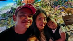 Adipati Dolken, Emang Bisa Jadi Penyanyi?