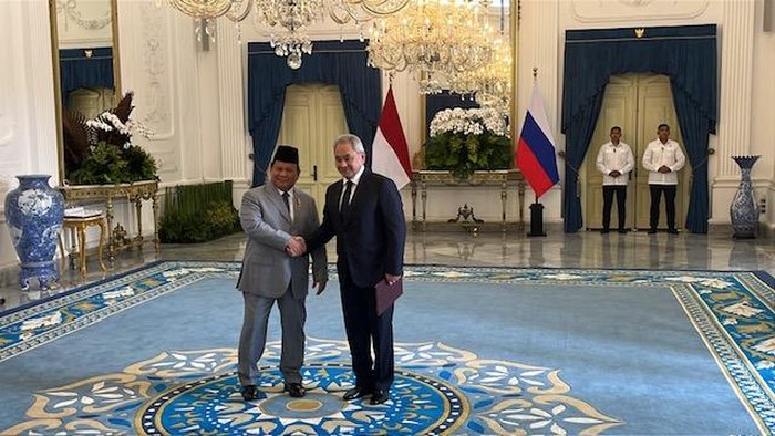 Presiden Prabowo Subianto menerima kunjungan Sekretaris Dewan Keamaman Rusia Sergei Shoigu di Istana Merdeka, Jakarta, Selasa (25/2/2025).