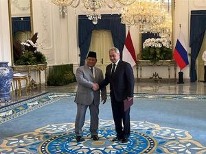 Prabowo Tanya Sergei Shoigu: Bagaimana Kabar Sahabat Saya, Putin?