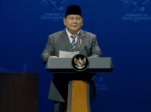 Prabowo Sapa Hatta Rajasa di Kongres PD: Kita Juga Punya yang Rambut Putih