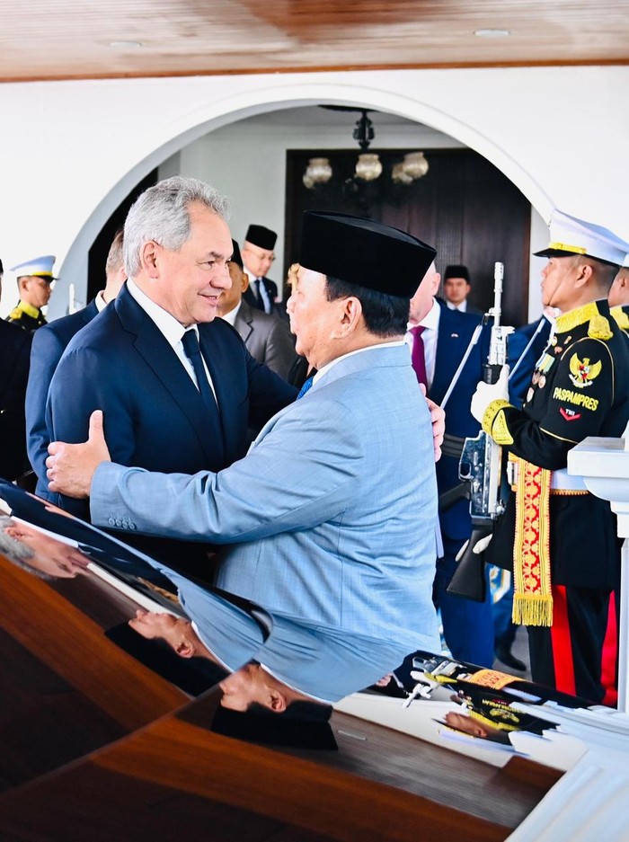 Presiden RI Prabowo Subianto bertemu dengan Sekretaris Dewan Keamanan Rusia Sergei Shoigu di Istana Merdeka, Jakarta. Foto: Foto: Laily Rachev - Biro Pers Sekretariat Presiden.