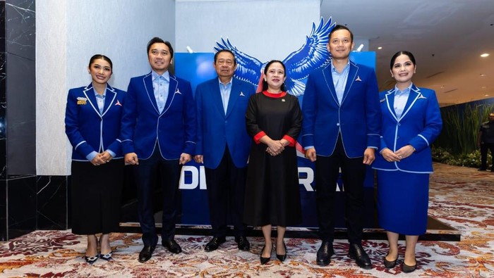 Puan Maharani hadiri Kongres Partai Demokrat. Foto bareng SBY, AHY hingga Ibas.