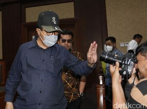 Beda Pengakuan Pengacara dan Hakim Pembebas Ronald Tannur