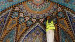 Ubin Buatan Tangan dari Karbala Irak Menjaga Seni Bersejarah Tetap Hidup